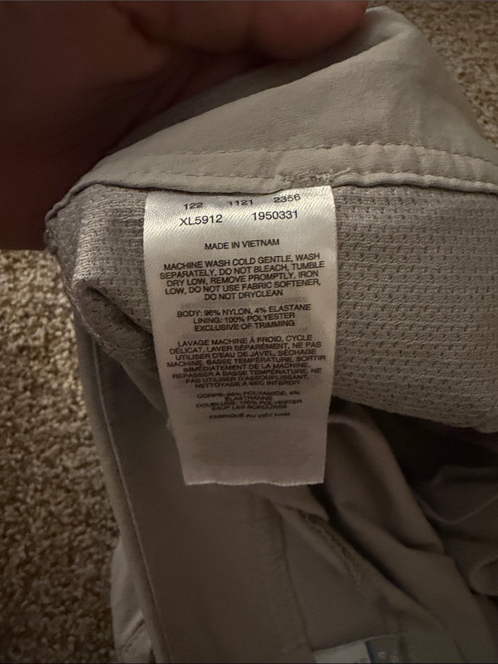 Columbia Women's Light Beige Outdoor Shorts Size 4 - Picture 5 of 8